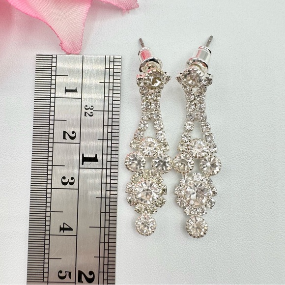Vintage Rhinestone Drop Earrings Old Hollywood Glam Wedding Bridal Gala Holiday - Picture 7 of 9
